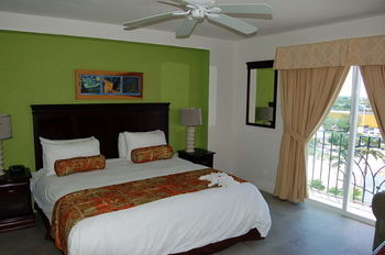 Hotel El Cantil 3*