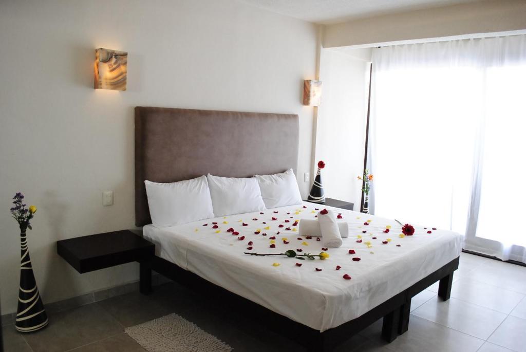 White Boutique Hotel 3*