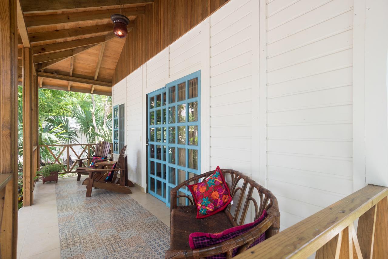 Aparthotel El Encanto