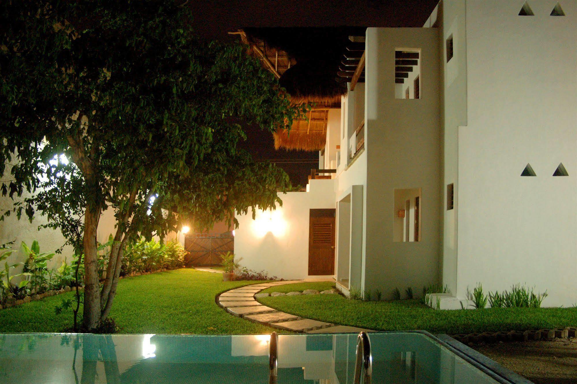 El Encanto 3*