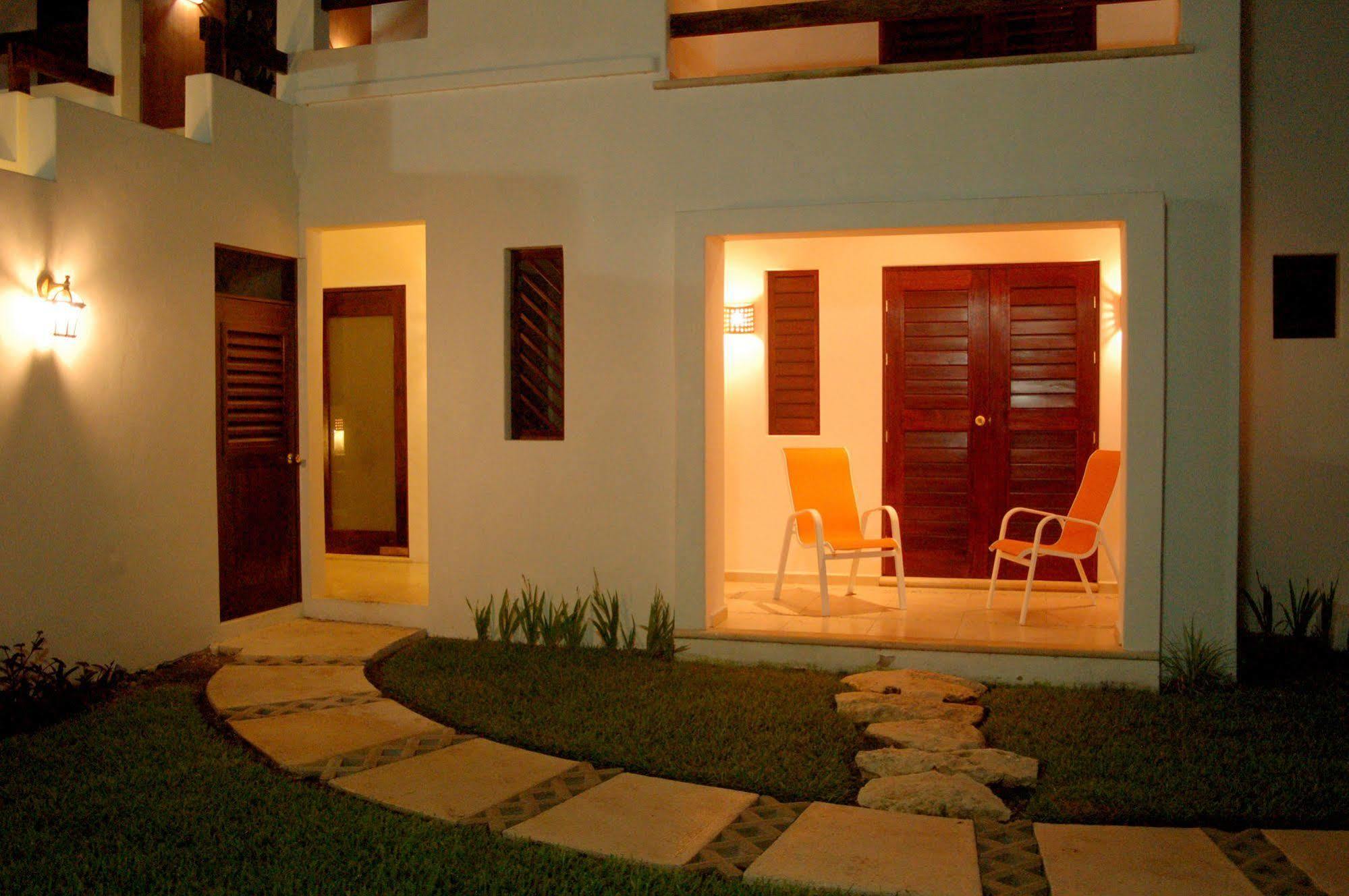 El Encanto 3*