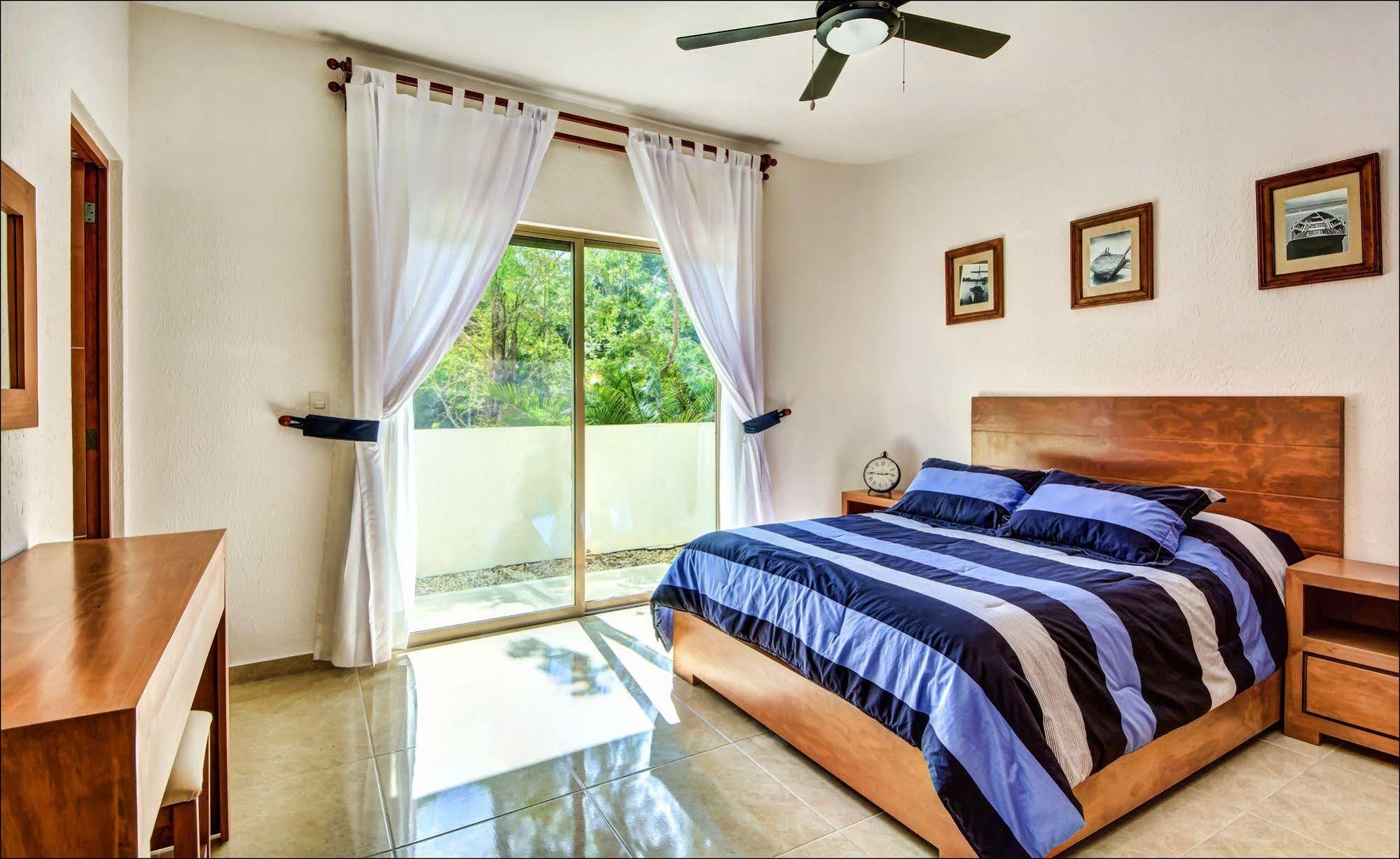 Nautica Village Hotel