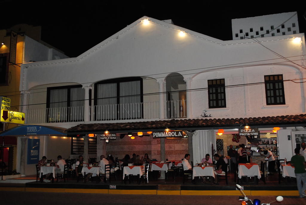 White Boutique 3*