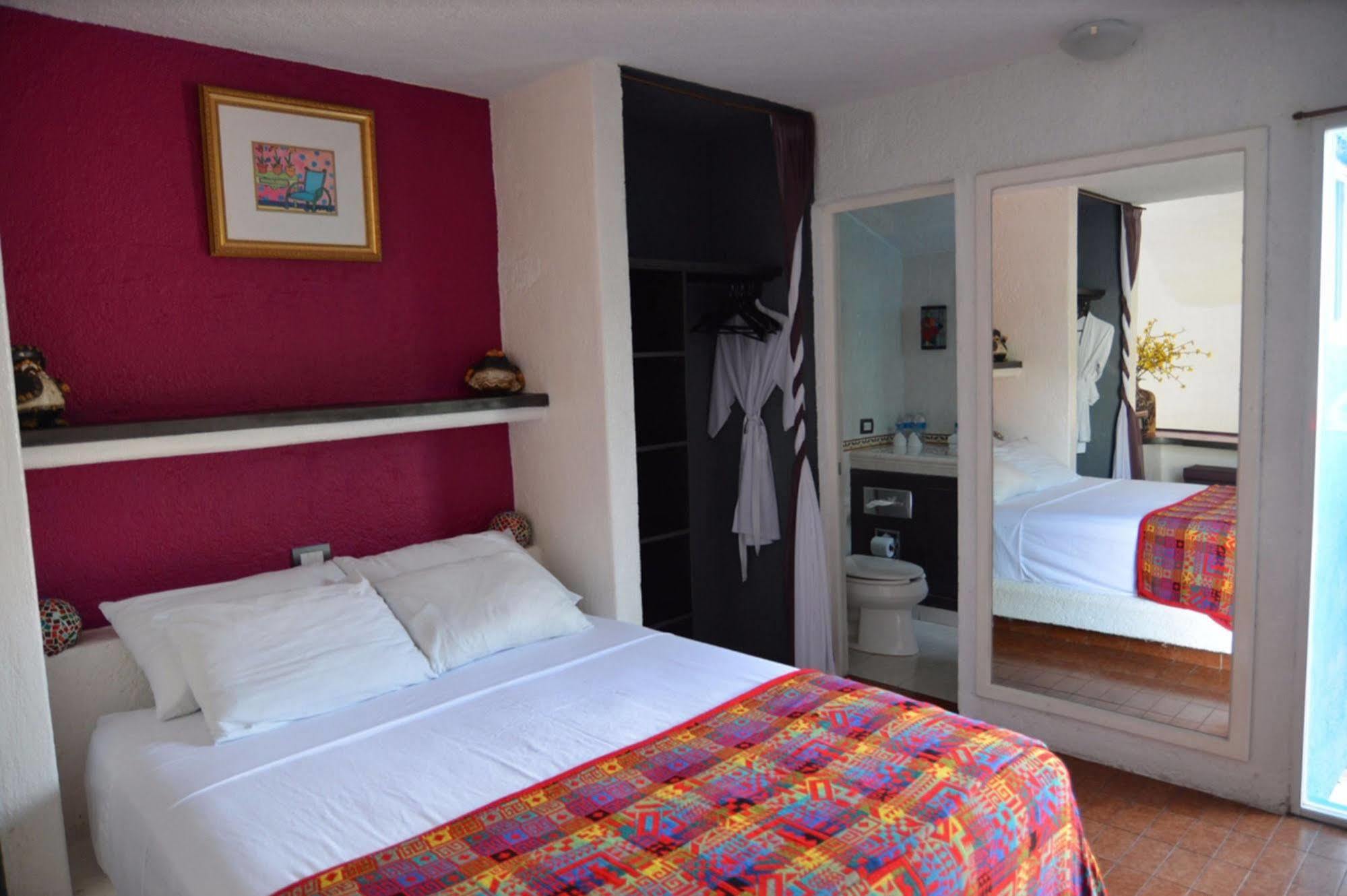 Anclas Hotel 3*