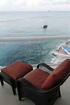 Peninsula Grand Hotel Cozumel