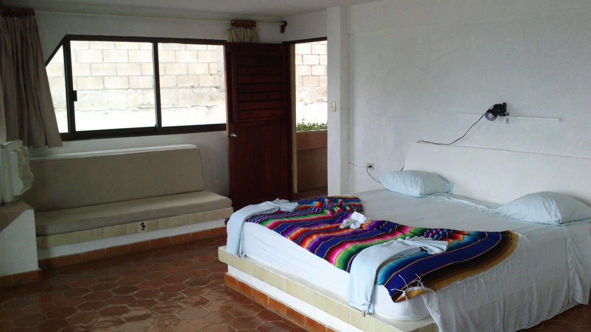 Safari Hotel 2*