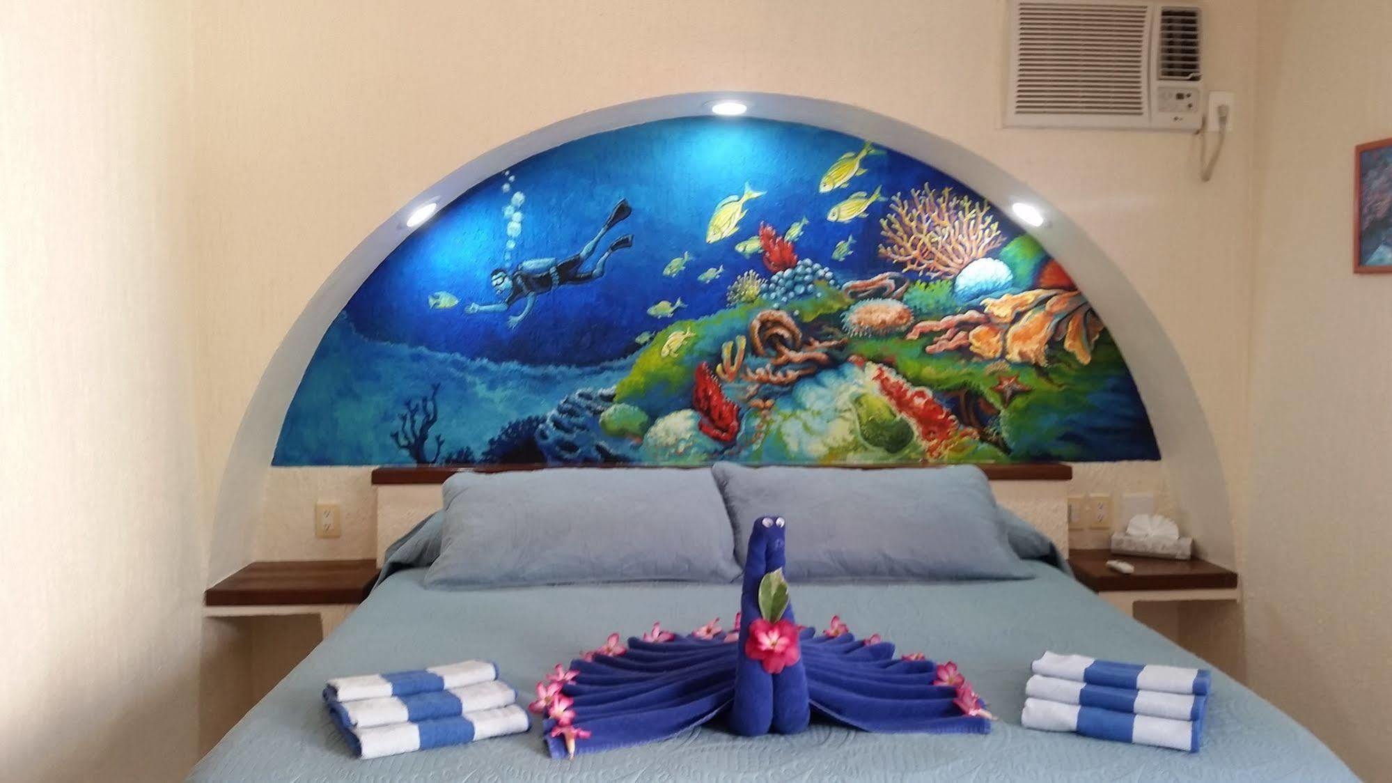 Aquatech Derosa Hotel 3*