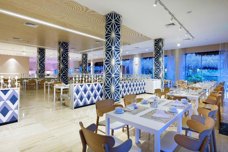 Grand Palladium Kantenah &
