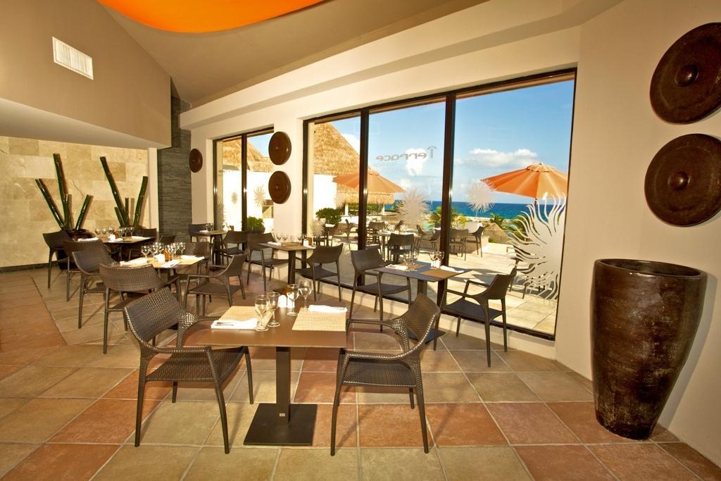 Hotel Catalonia Yucatan & Puerto Aventuras