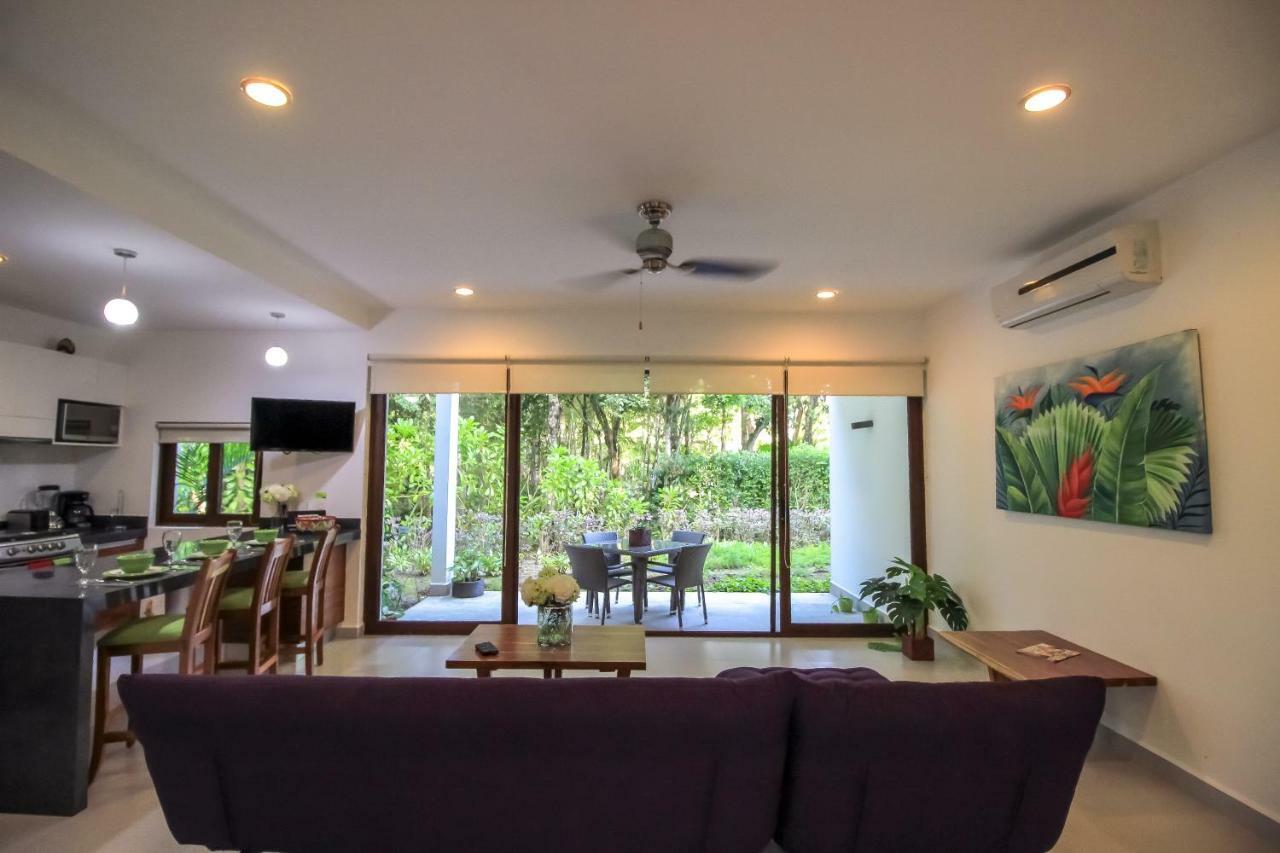 Exclusive 1 Bedroom Loft With Pool Facilites, High-Speed Internet And Free Parking In Akumal Apartment