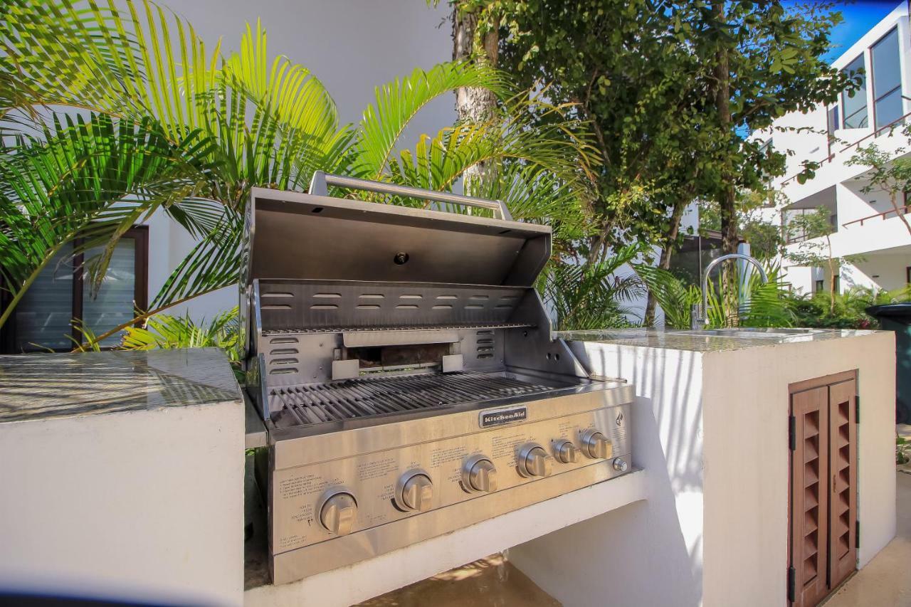 Exclusive 1 Bedroom Loft With Pool Facilites, High-Speed Internet And Free Parking In Akumal Apartment