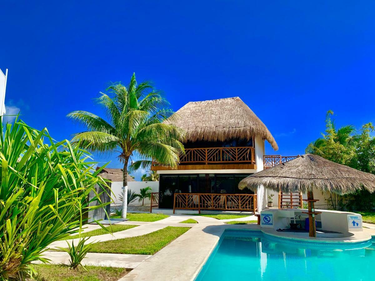 Hotel Arena Oceanfront Puerto Morelos