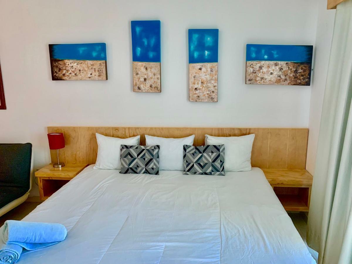 Arena Oceanfront 4*