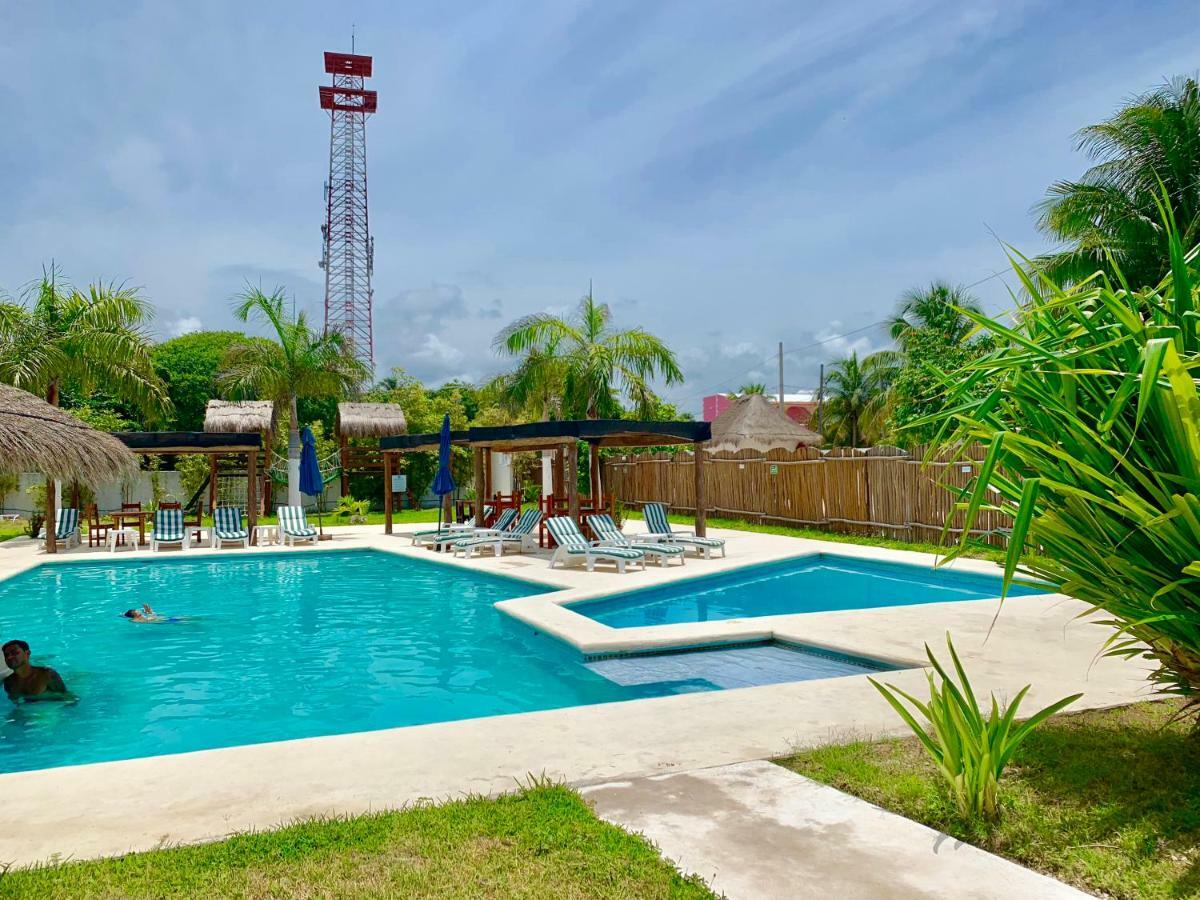 Arena Oceanfront 4*