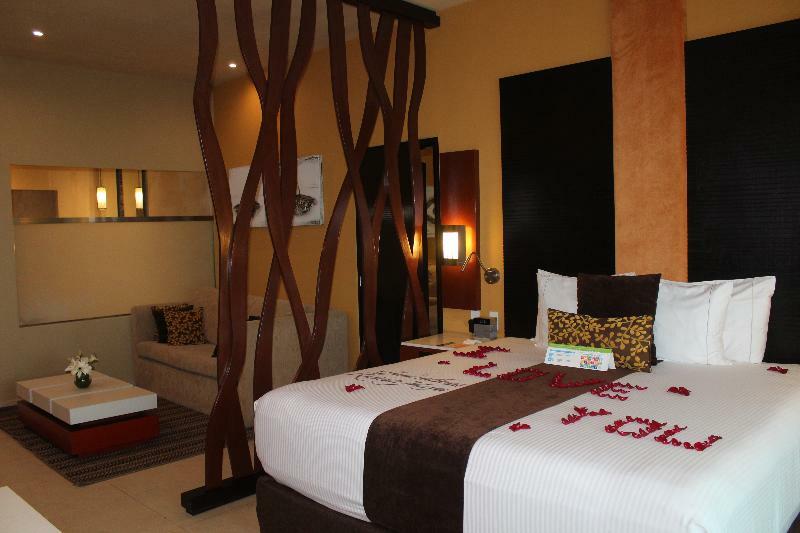 Generations Riviera Maya Family Catamaran, Water Park & Inclusive Resort 5*