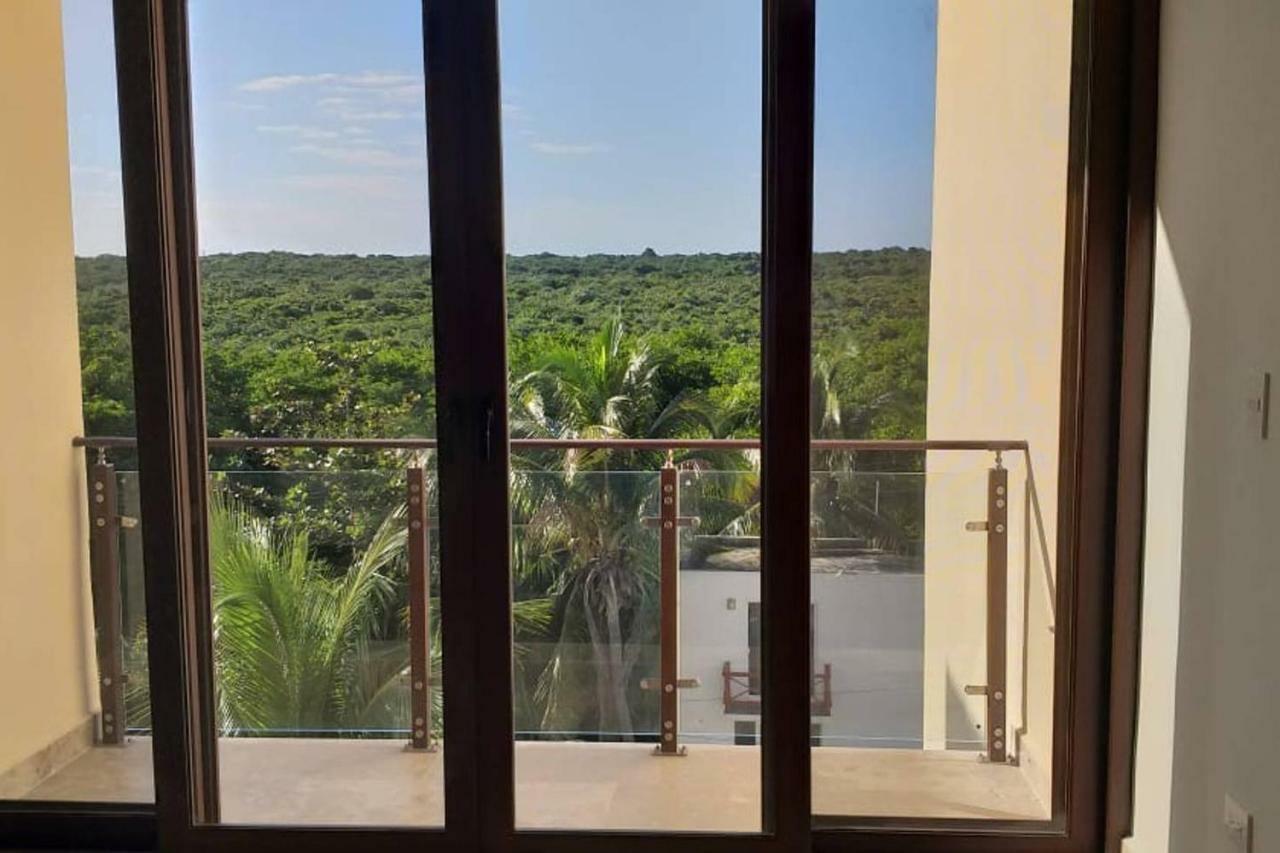 Apartment Deluxe New Beachfront Penthouse In Akumal