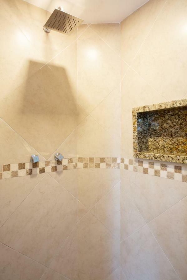Hotel Villas Valentina 3*