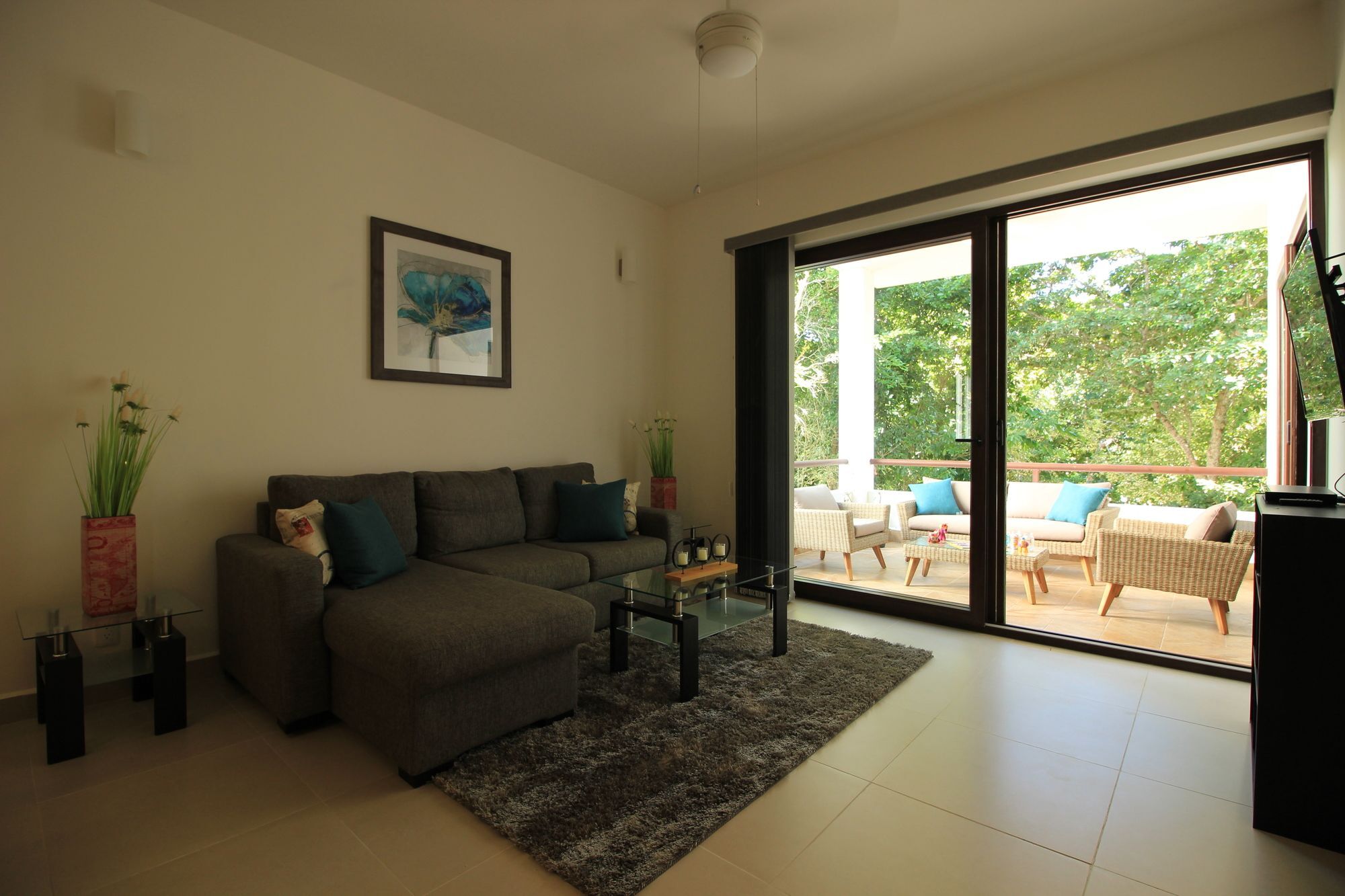 Amenities Hosted By Olahola Akumal