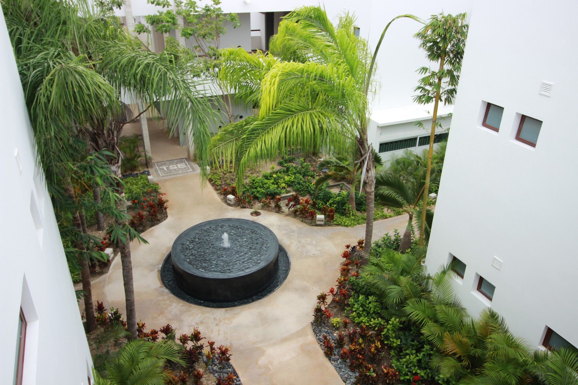 Golf View Luxury Hosted By Olahola Akumal