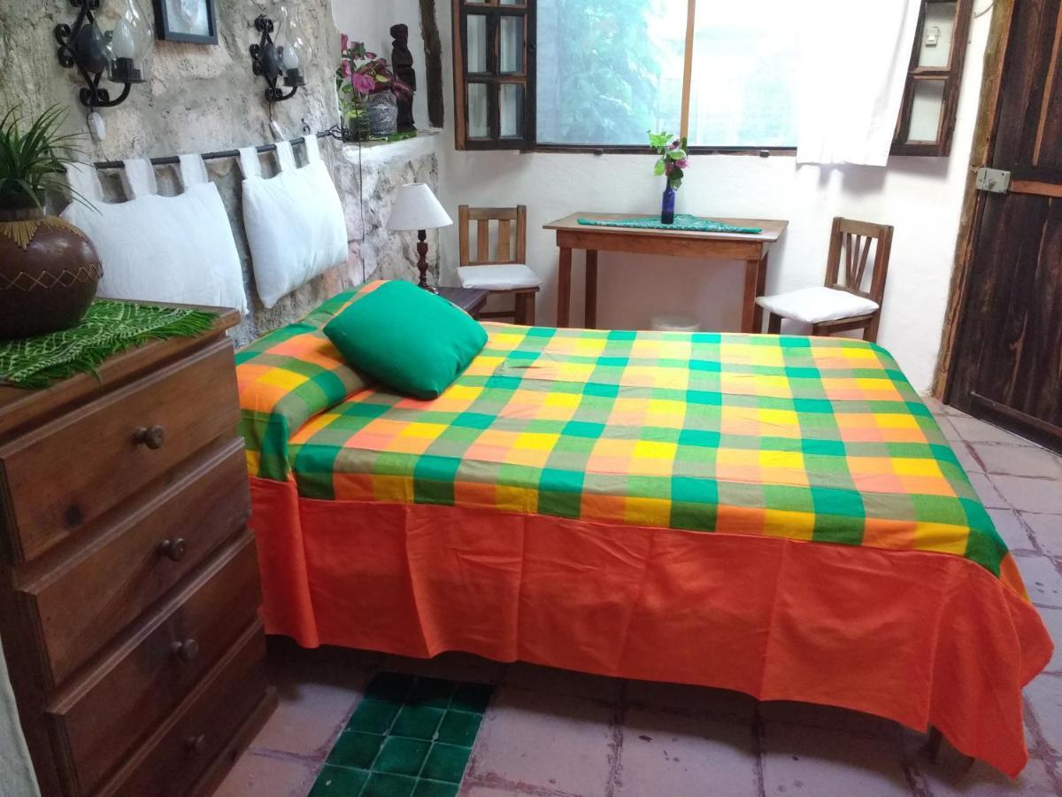 Casitas Kinsol Hotel