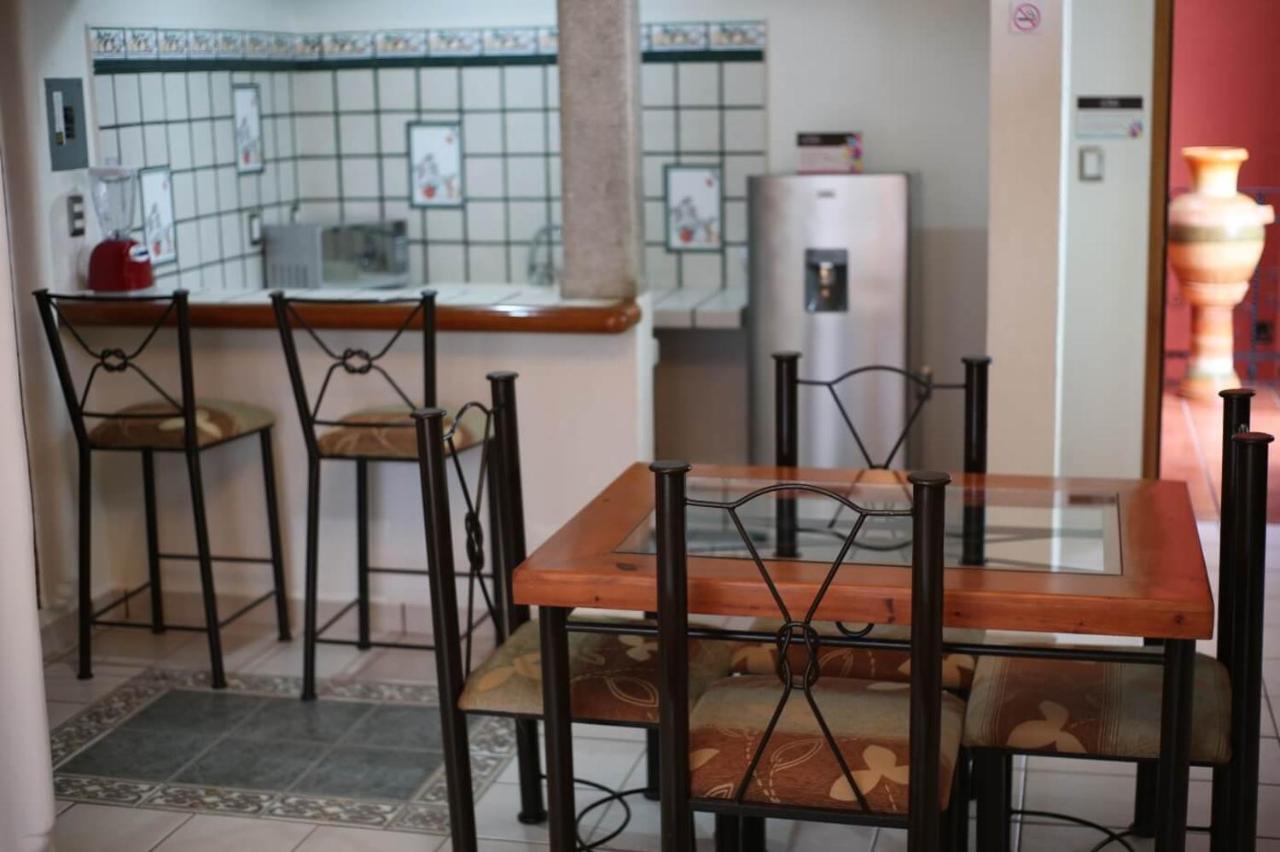 La Josefina Hotel