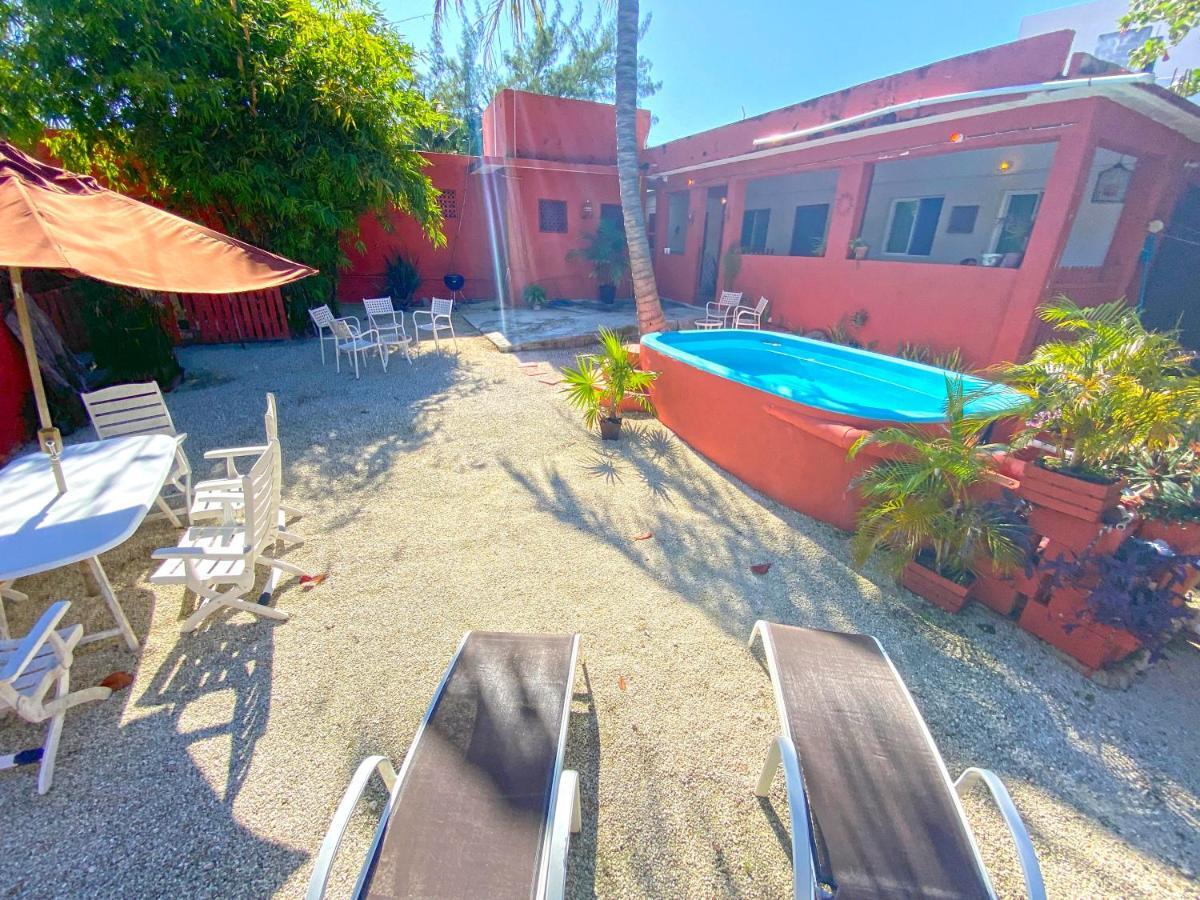 Guest house Casona Roja 2*