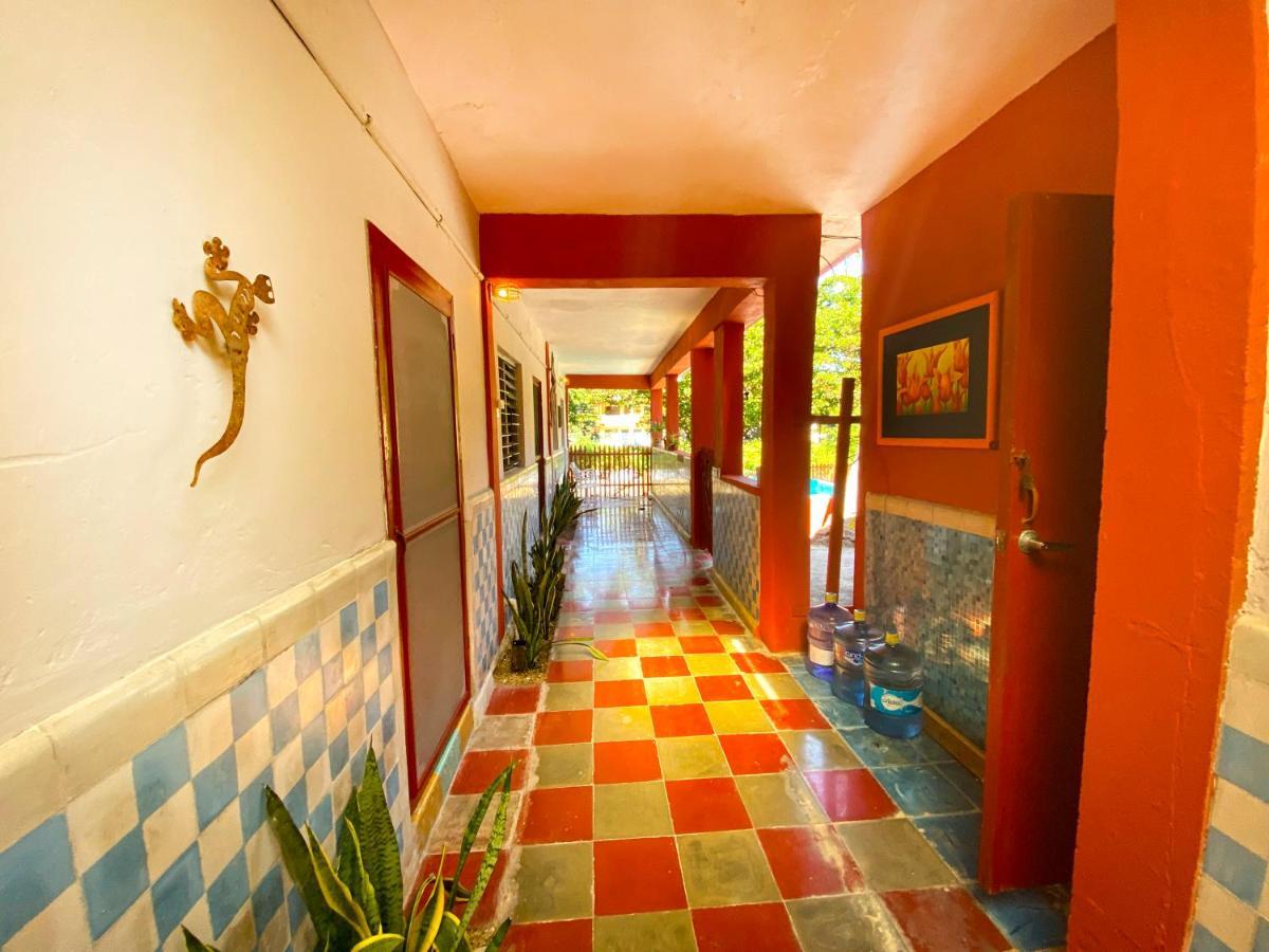 Guest house Casona Roja
