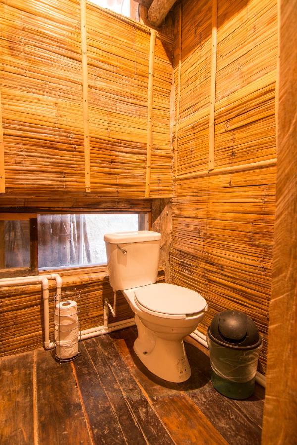 Bambu Gran Palas Hostal Party Hostel *