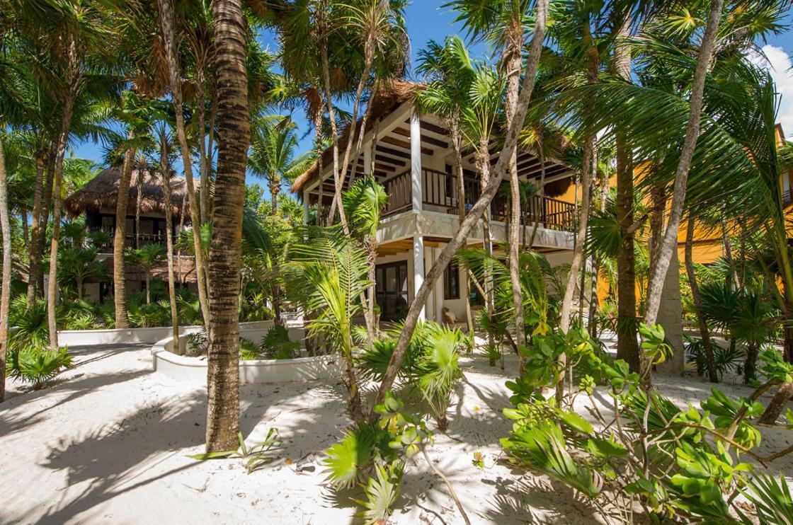 Beachfront Bungalows- Soliman Bay Holiday home