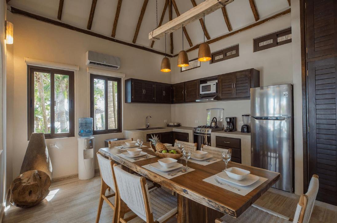 Beachfront Bungalows- Soliman Bay Holiday home *