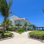 Okol Paraiso By Riviera Rentals