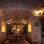 Fabiola Condo Hotel