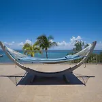 The Queen Of Cozumel Beach House -Luxury Beachfront Villa- Million Dollars View