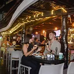 Siesta Fiesta Hotel - 5th Avenue