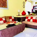 Deluxe Budget Balcony Room With Swimming Pool Air Conditioning And Parking
