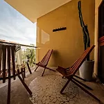 Beachfront Chic At El Faro Resort