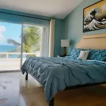 Villa Susana - Beach Front House