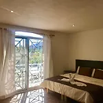 Coral Suites