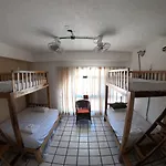 Hostel La Isla Playa