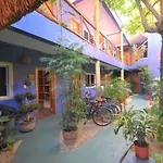 Casa Almendro
