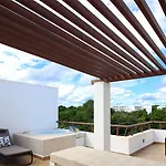 Penthouse With Terrace By Olahola