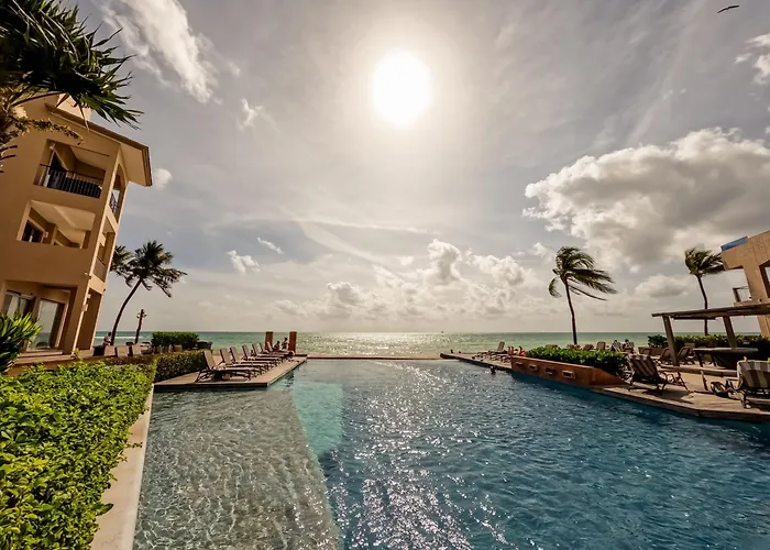 Beachfront Chic At El Faro Resort