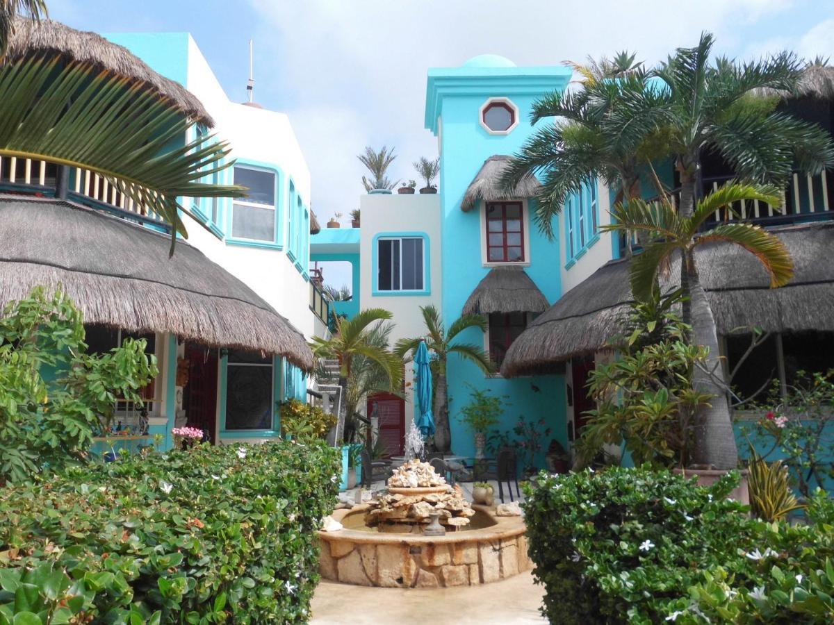Casa Gatos Aparthotel Akumal