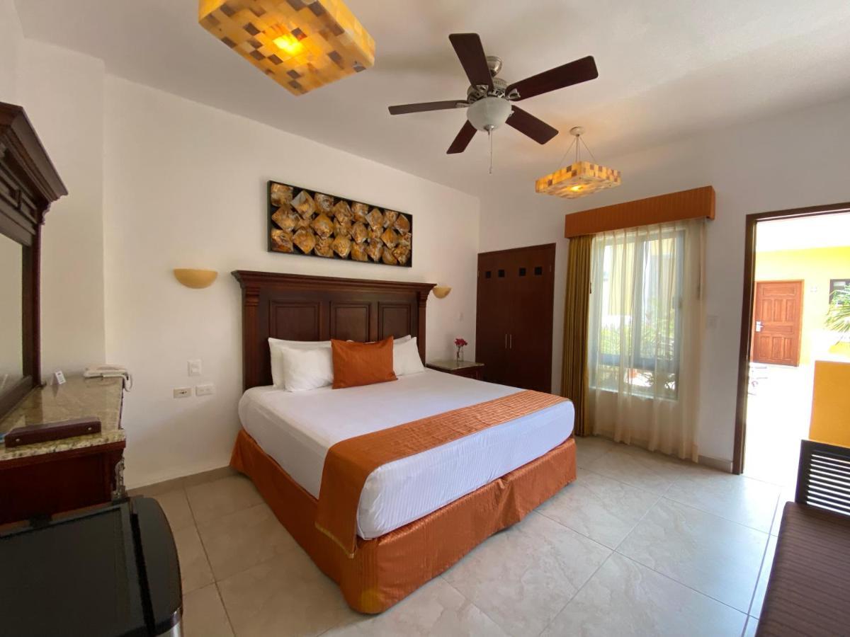 Golondrinas Hotel Playa del Carmen