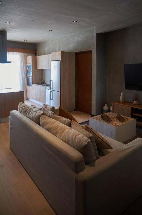 Beautiful And Modern In Apartment *