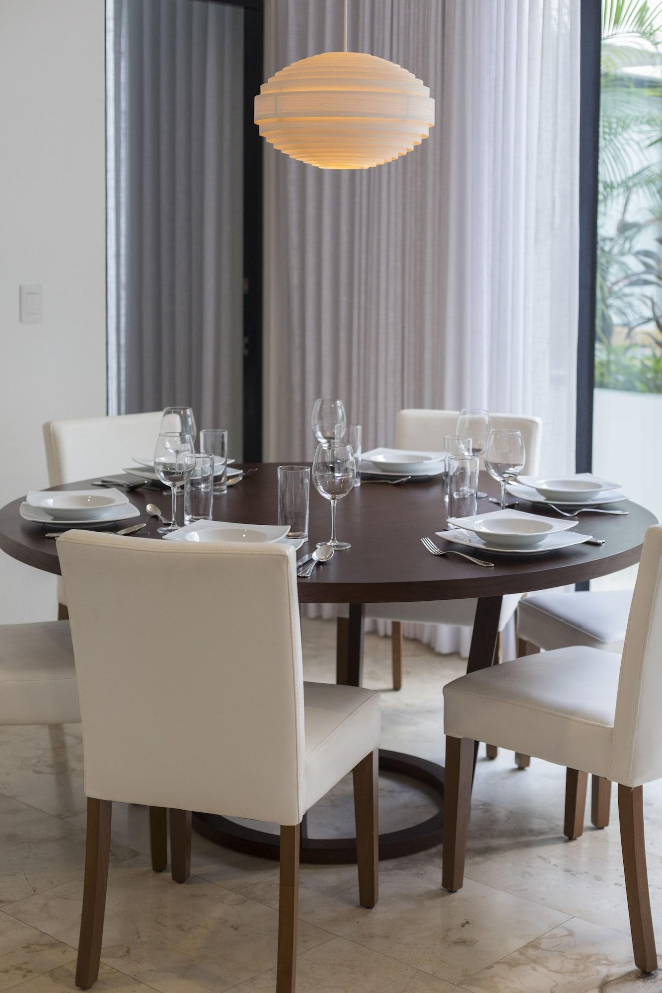 Anah Apartahotel 4*