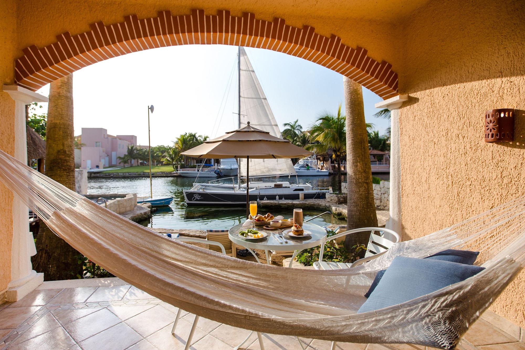 Chez Waffle Hotel 4*