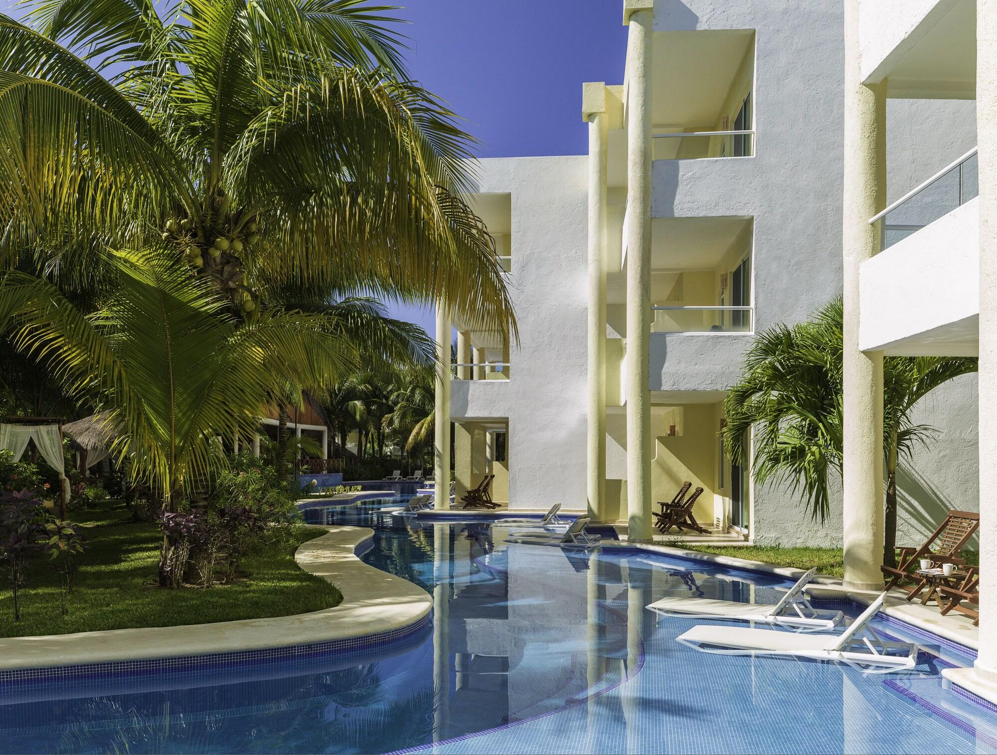 El Dorado Seaside Palms, Catamaran, Cenote & Inclusive (adults Only) Resort