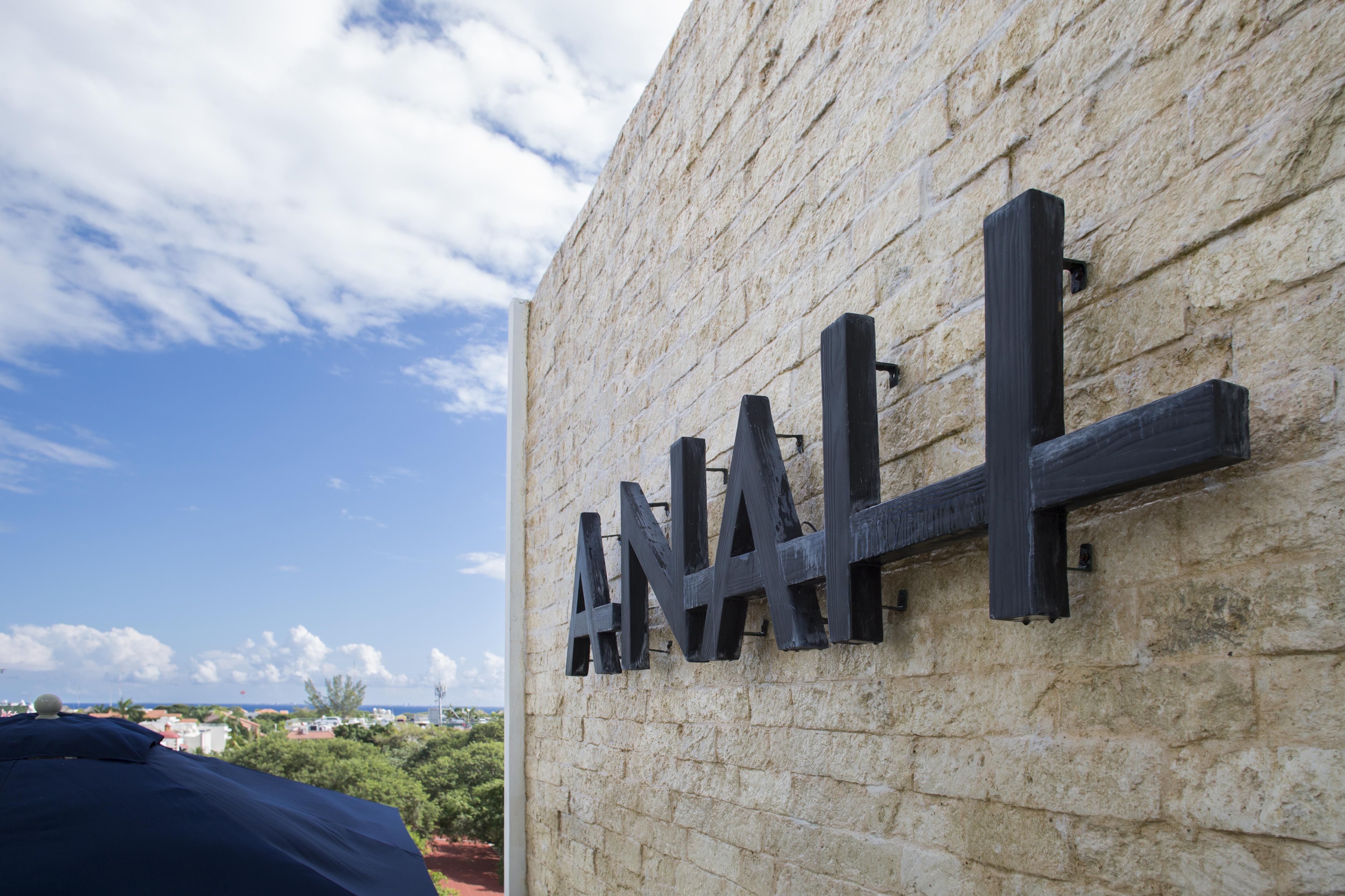 Anah Apartahotel