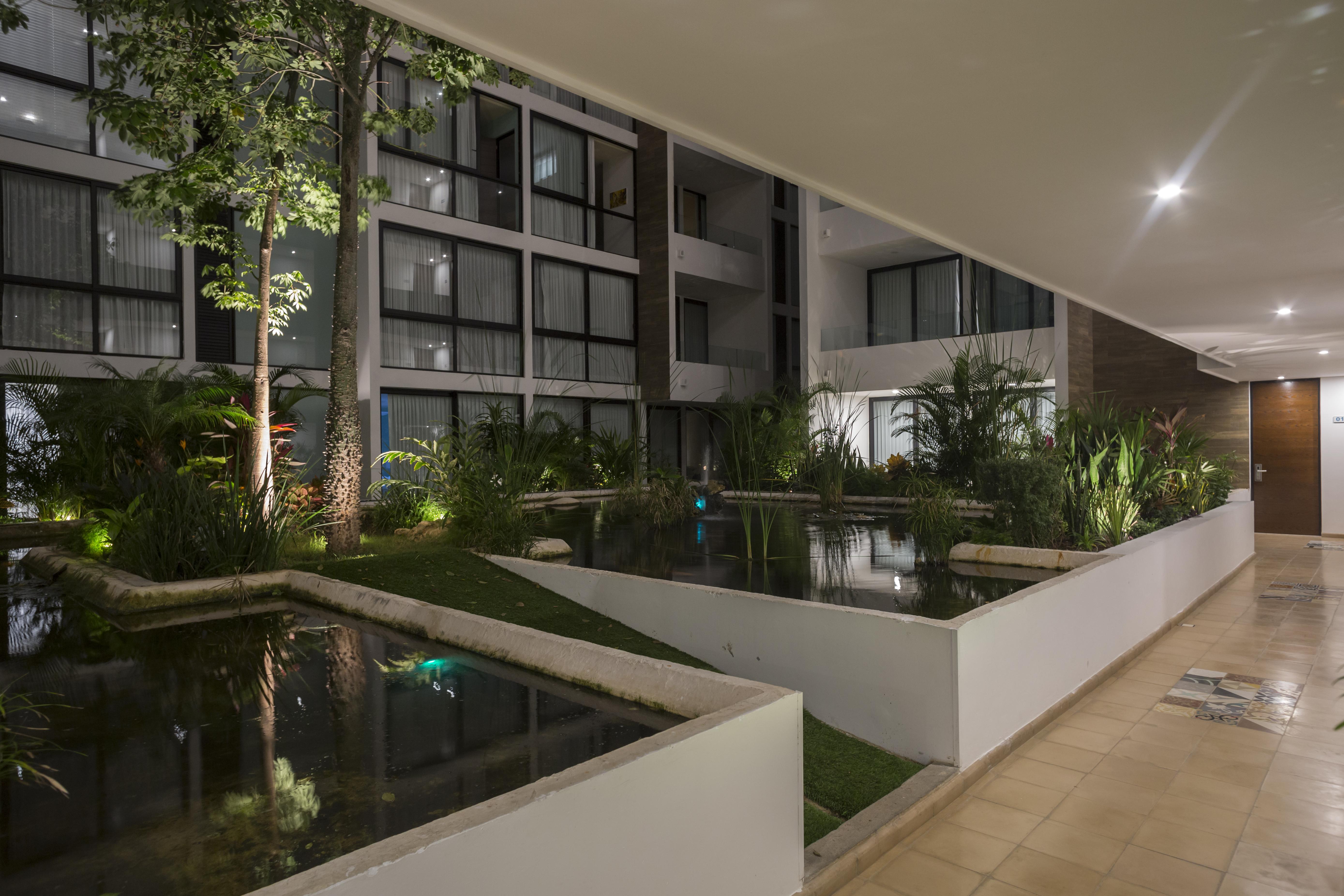 Anah Apartahotel 4*